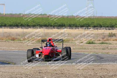 media/Apr-30-2022-CalClub SCCA (Sat) [[98b58ad398]]/Group 6/Race (Outside Grapevine)/